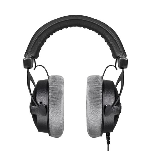 Beyerdynamic DT 770 PRO de frente, con las almohadillas de terciopelo gris