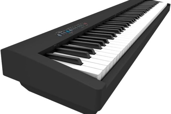 Roland FP-30X, piano digital de 88 teclas, vista de teclado en 3/4