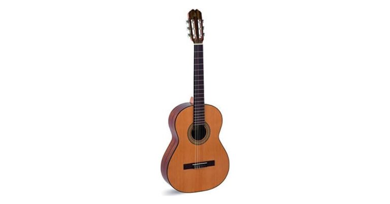 Guitarra clásica Admira Rosario